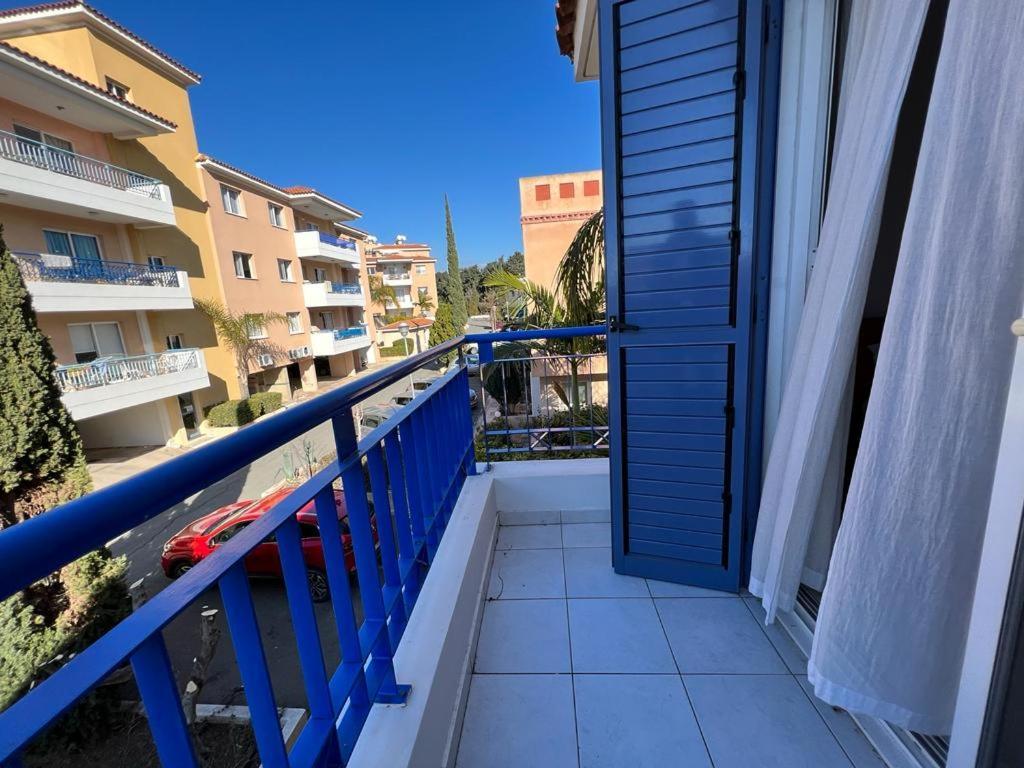 Casa Del Sol Townhouse In Iris Village Paphos Extérieur photo