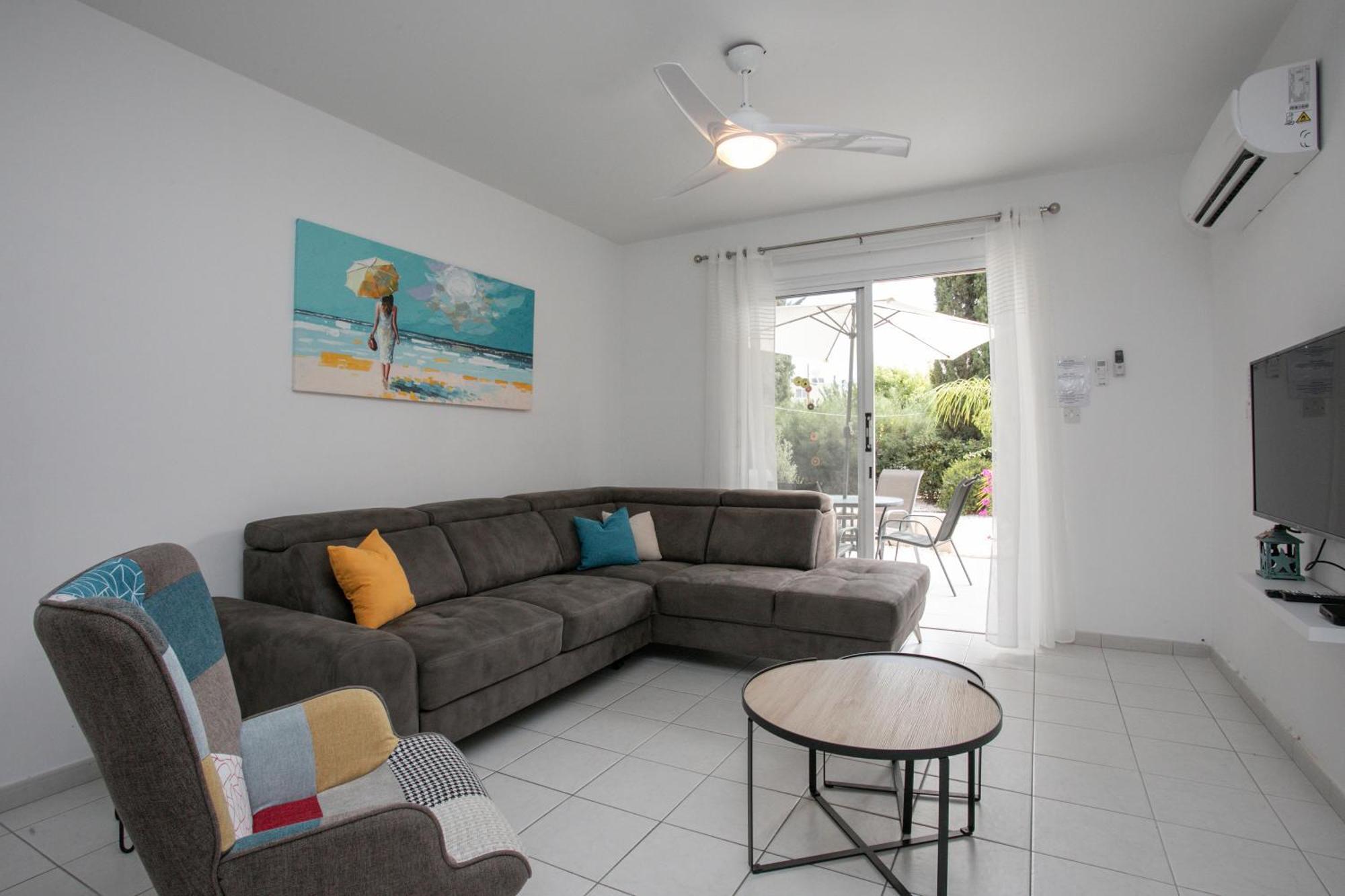 Casa Del Sol Townhouse In Iris Village Paphos Extérieur photo