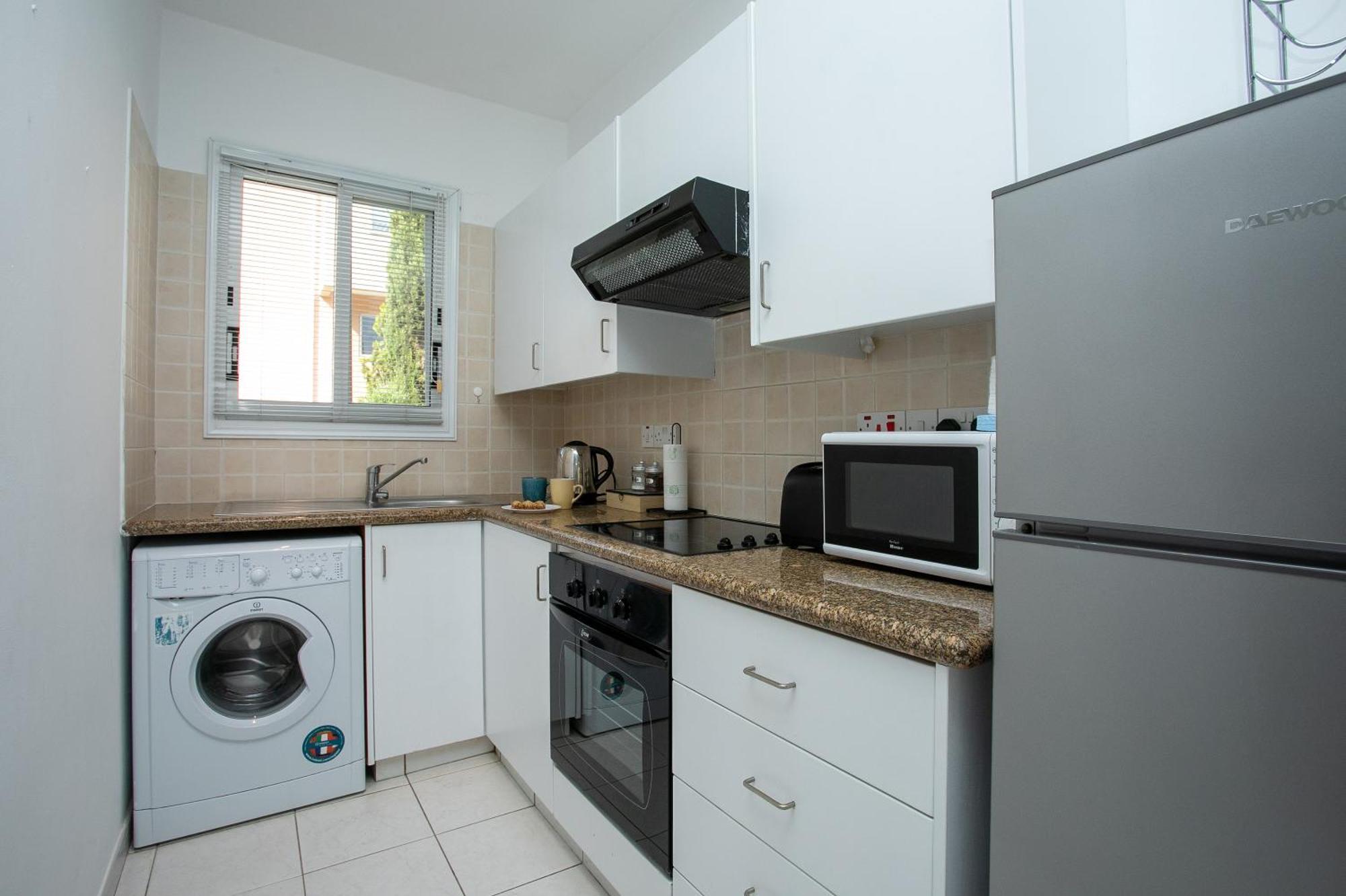 Casa Del Sol Townhouse In Iris Village Paphos Extérieur photo