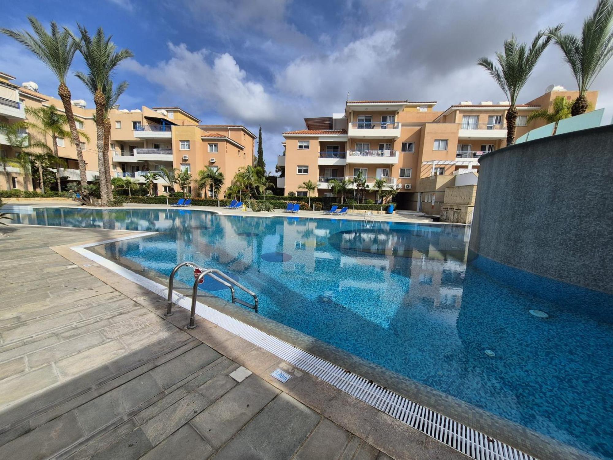 Casa Del Sol Townhouse In Iris Village Paphos Extérieur photo