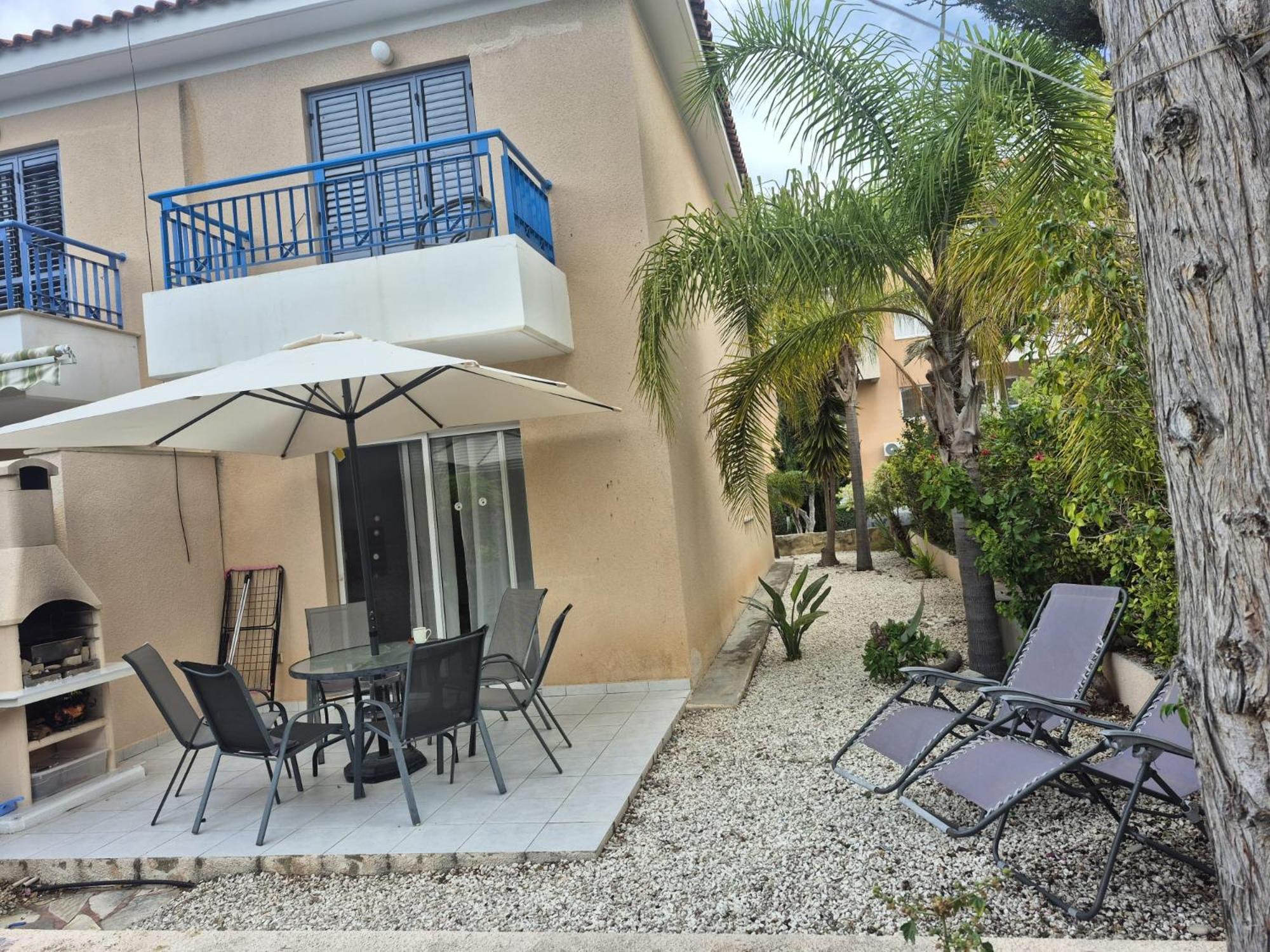 Casa Del Sol Townhouse In Iris Village Paphos Extérieur photo
