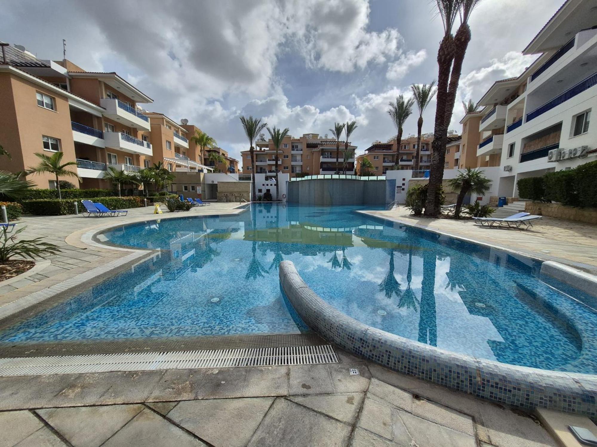 Casa Del Sol Townhouse In Iris Village Paphos Extérieur photo