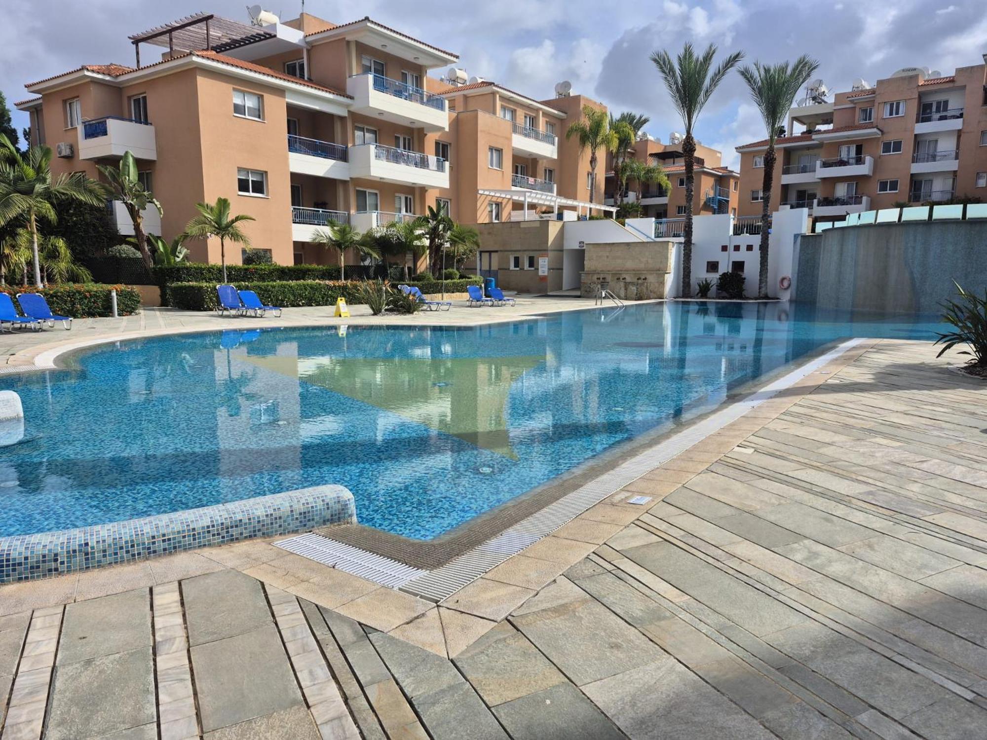 Casa Del Sol Townhouse In Iris Village Paphos Extérieur photo